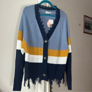 Full circle trends distressed sweater